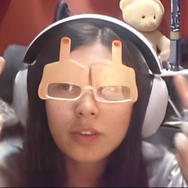 woman_hand_glasses